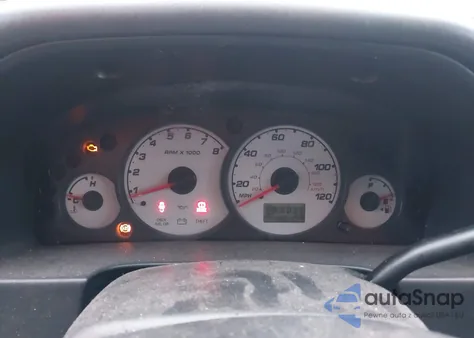 2003 Ford Escape Xlt from USA, damaged, VIN 1FMCU93143KC17081